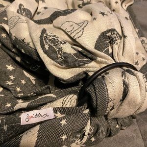Smitten Reversible Moon Ring Sling Carrier